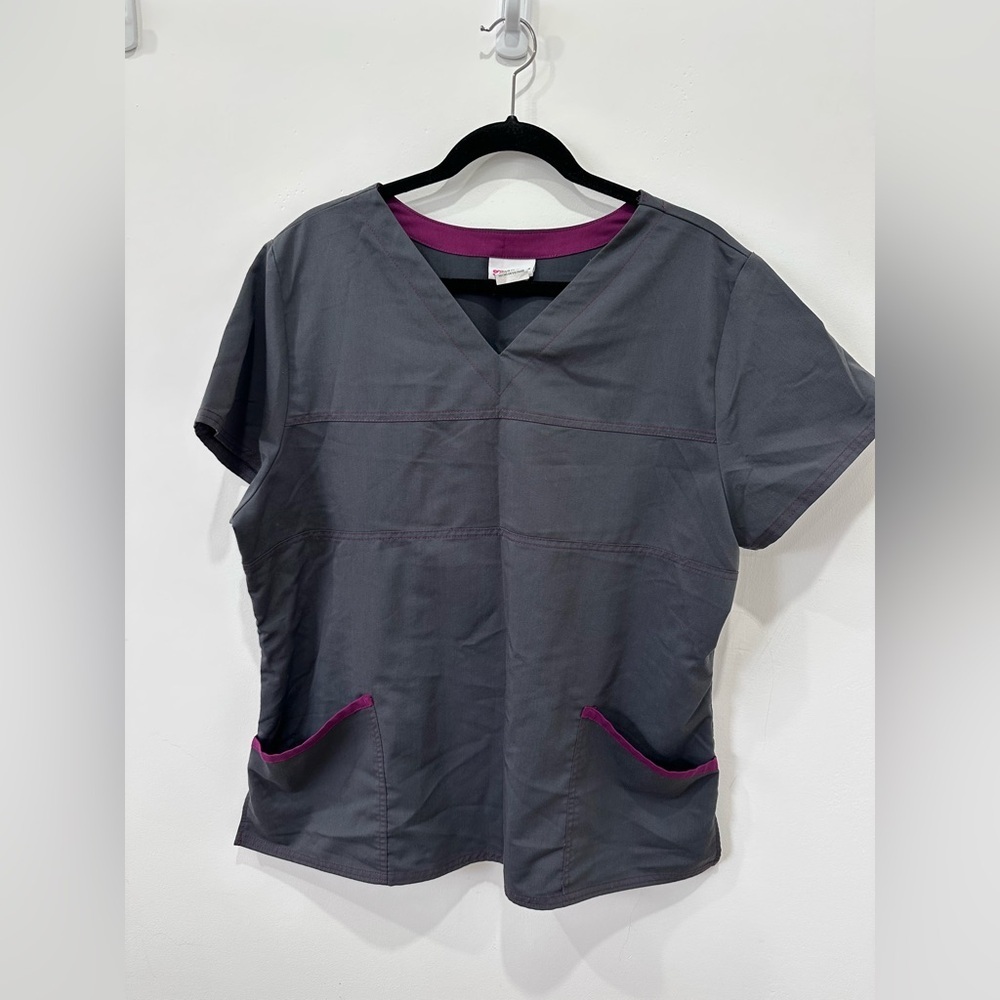 ScrubStar Women’s Gray with Purple Outline Scrub Top - XL